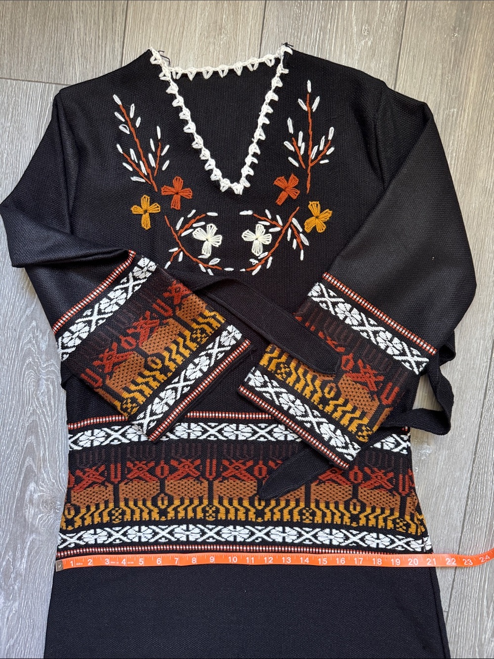 Vintage 70s Embroidered Kaftan Dress - Picture 17 of 17